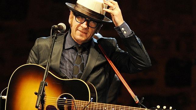 Elvis Costello actuará en Barcelona el 26 de julio