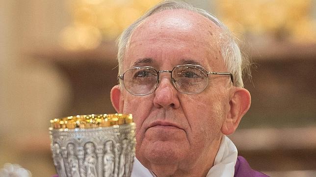 El Papa Francisco habla sobre su vida y su pensamiento en un libro que se publica hoy