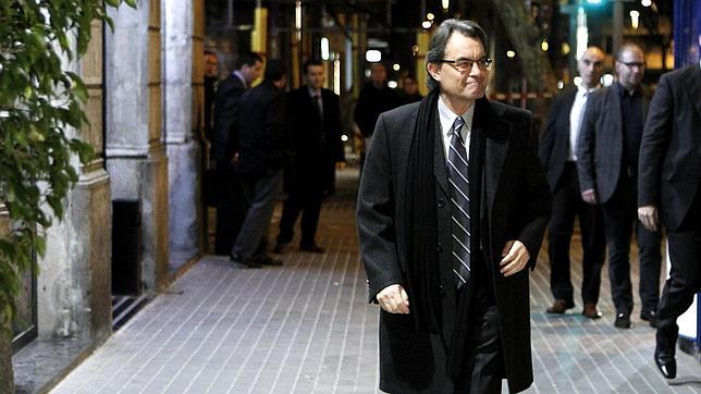 CDC ratifica la decisión de Oriol Pujol de delegar sus funciones tras su imputación