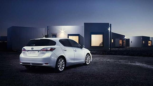 Nuevo Lexus CT 200h Move On White Edition