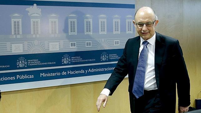 Hacienda estudiará fijar distintos límites de déficit para cada Comunidad Autónoma