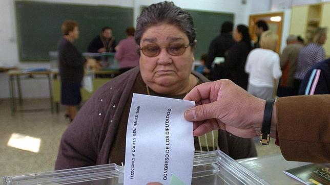 Competencia acaba con el «tinglado» de los sobres