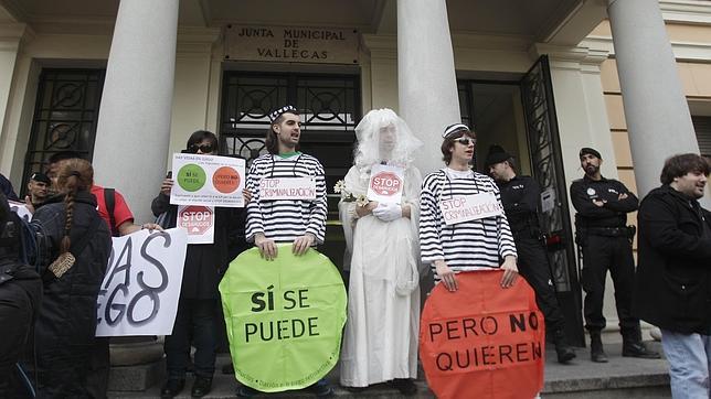 La diputada del PP Eva Durán compara el acoso de los escraches con el nazismo