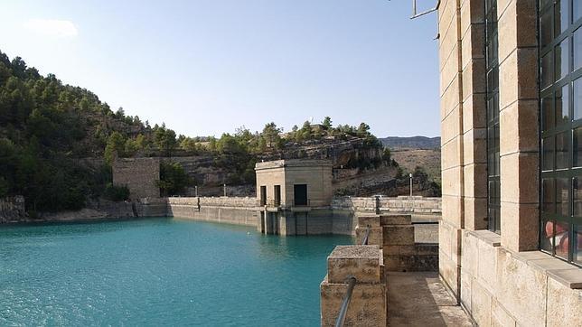 La Guardia Civil reduce a tiros a un presunto suicida