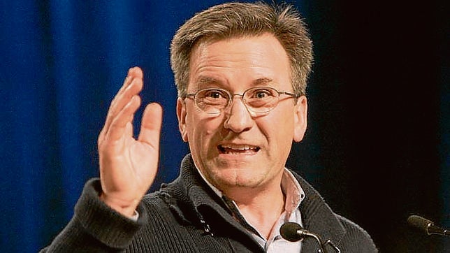 Xavier Vence afirma que la «infamia» continuará hasta que Feijóo dimita