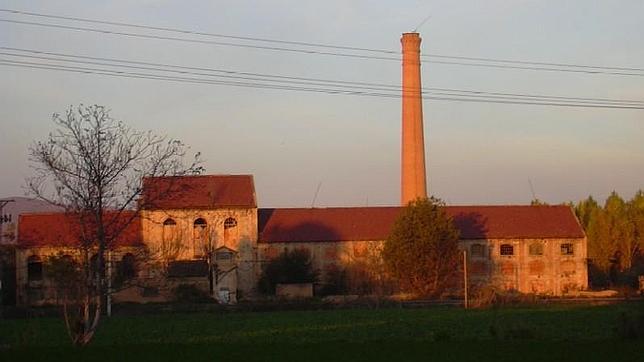 Azucarera Labradora, una de las fábricas de transformación de azúcar abandonadas en Aragón