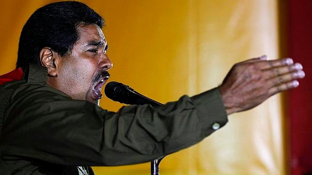 Maduro ataca a las empresas para ocultar la crisis económica