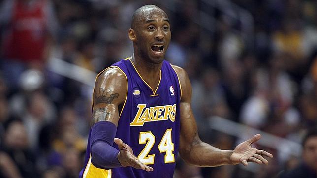 Los Clippers barren a los Lakers en fase regular por primera vez desde 1975