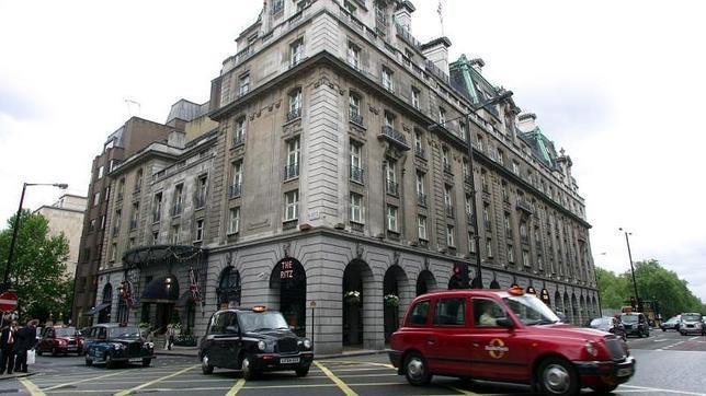 Margaret Thatcher, convaleciente de una operación, terminó sus días en una suite del Ritz