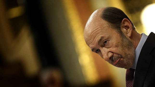 Rubalcaba propuso a Mas abrir un diálogo para encontrar una nueva «fórmula de convivencia»