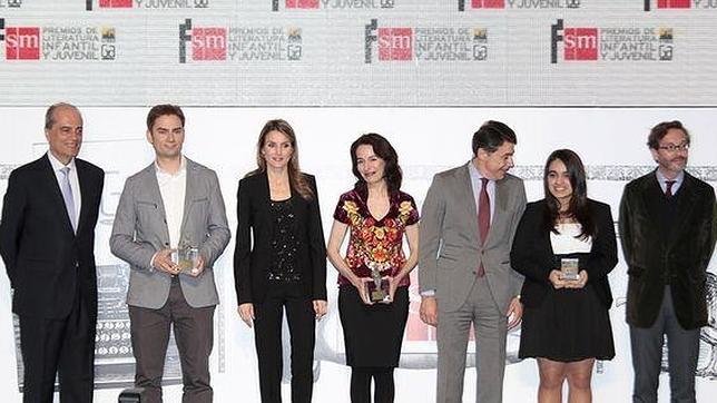 La Princesa de Asturias entrega los premios de literatura infantil de la Fundación SM