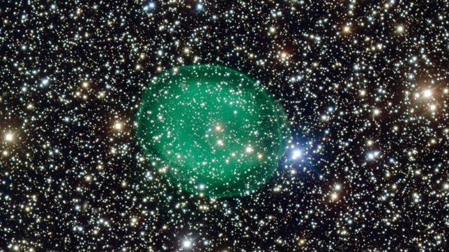 Una fantasmal burbuja verde aparece en el espacio