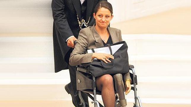 El Parlamento turco permite que las diputadas lleven pantalones