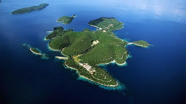 Así es Skorpios, la isla que quiere vender la nieta de Onassis