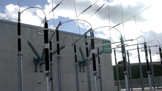 El consumidor de luz puede pactar con su compañía pagar una cuota fija mensual