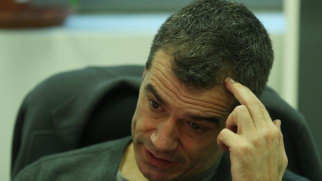 Toni Cantó denuncia que fue acosado en internet por un concejal de IU que animó a «empalarle»