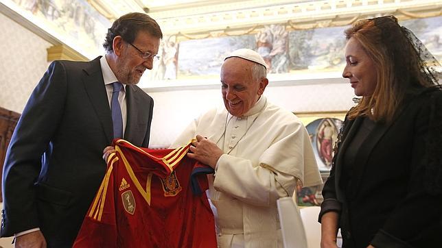 Mariano Rajoy reitera al Papa la invitación a visitar España