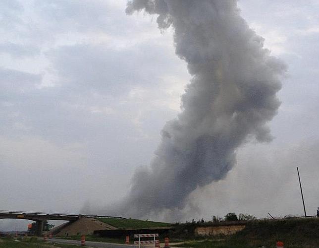 La Policía cree que puede haber hasta 15 muertos en la explosión de Texas