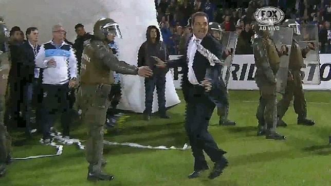 Vanderlei Luxemburgo, agredido en un partido de la Copa Libertadores