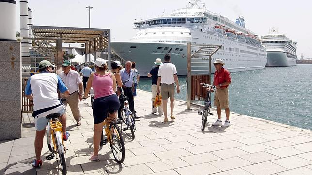Los turistas italianos abandonan España