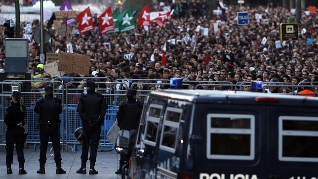 Detienen a tres personas que portaban cócteles molotov para el «asedio al Congreso»