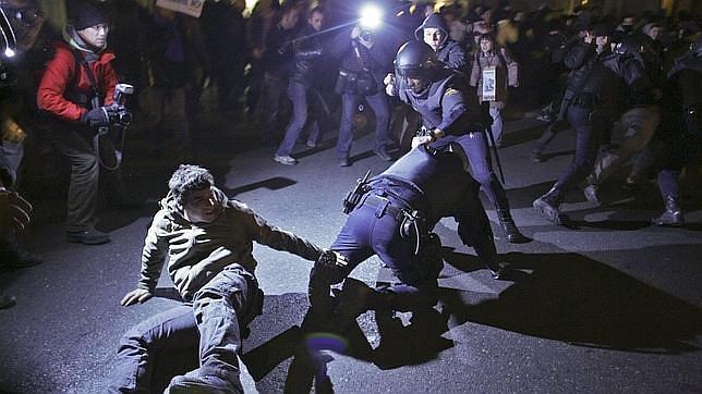 Una veintena de grupúsculos radicales capitanea la protesta «Asedia el Congreso»