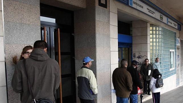El número de hogares con todos sus miembros en paro alcanza los 93.000 en Galicia