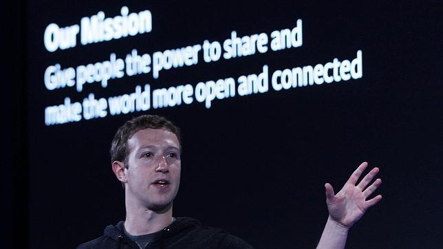 El sueldo de Mark Zuckerberg asciende a casi dos millones de dólares
