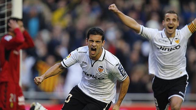 Ricardo Costa se apunta al Valencia que viene