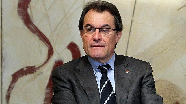 Solo el 13,7% de los catalanes ve España como «un Estado ajeno»