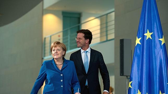 Holanda se atraganta con su propia austeridad