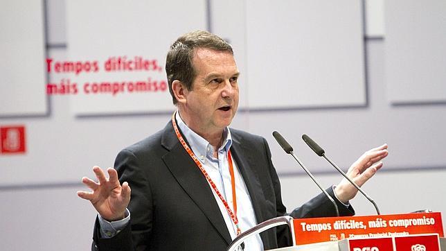 Abel Caballero llama «mentiroso patológico» al conselleiro Hernández