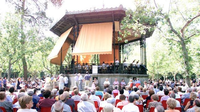 Concierto en el kiosco de música de El Retiro