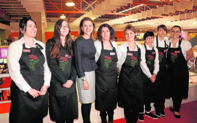 Cospedal destaca en Fenavin la inversión en exportaciones