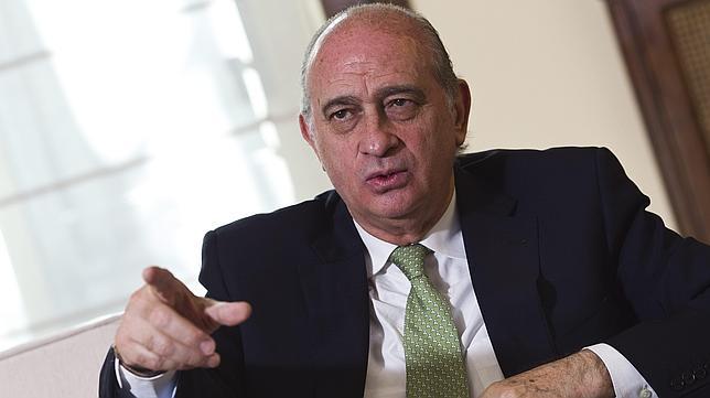 Jorge Fernández Díaz: «Suscribo todo lo que dijo Gallardón al PSOE sobre el aborto»