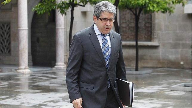 El consejero catalán de Presidencia se ofrece a hacer «declaraciones en Lapao»