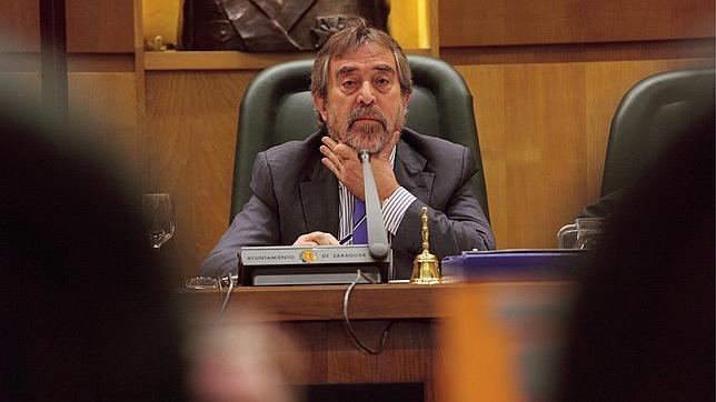 La deuda pública sale ya en Aragón a 20.000 euros por cabeza