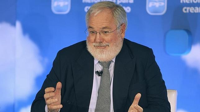 Arias Cañete: «Yo he comido insectos y cuando están fritos y son pequeñitos no son desagradables»