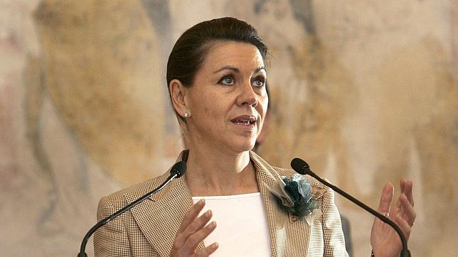 Cospedal propone un máximo de 35 diputados en las Cortes regionales