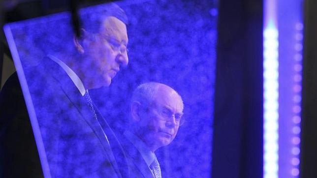 Cada español tributa casi 2.000 euros de más al año por la evasión fiscal