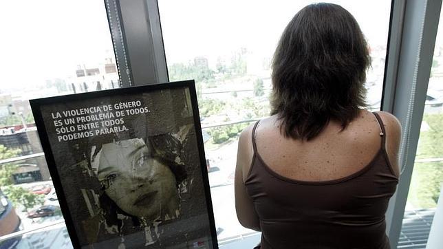 Más de 32.200 mujeres fueron víctimas de violencia de género en España en 2011