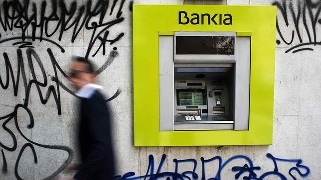 Bankia se deja otro 5% en el primer día en Bolsa de las acciones de los ...
