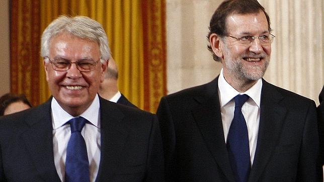 Felipe González se entrevistó con Mariano Rajoy horas antes de la entrevista de Aznar