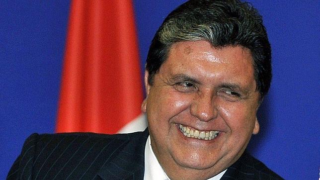 Alan García indultó a narcos a cambio de dinero, según una comisión parlamentaria