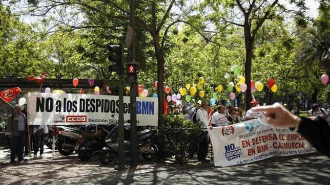 Sindicatos y BMN logran acuerdo sobre el ERE, que afectará a 900 empleados