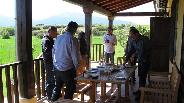 Tres días «prohibido hablar español» en una casa rural de Segovia