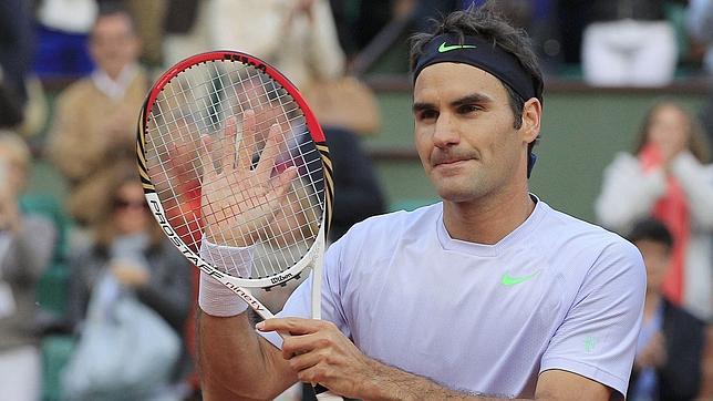 Federer sufre para lograr su victoria 900