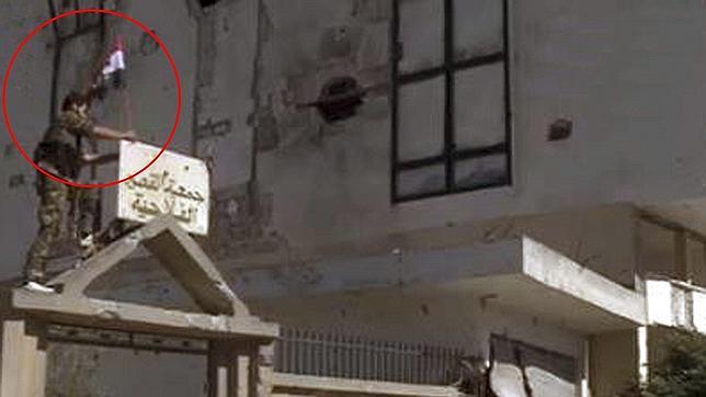 El régimen sirio expulsa a los rebeldes de Qusair y recupera ese enclave estratégico