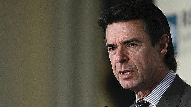 Soria: «Es más importante garantizar la nutrición de los niños que seguir teniendo una televisión autonómica»