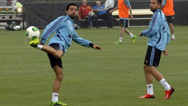 Xavi: «El Bayern no pudo dominarnos; el balón fue nuestro»